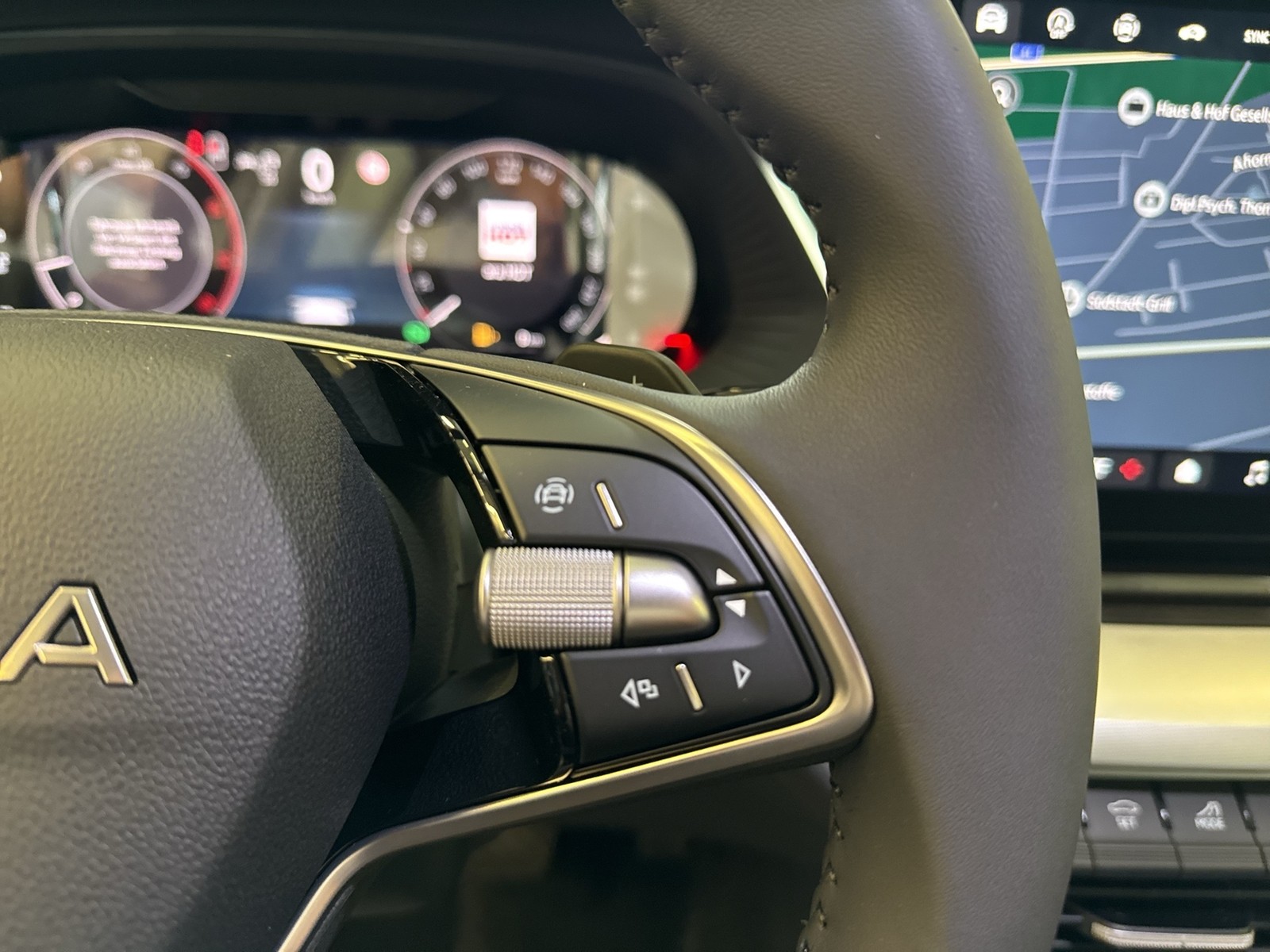 Skoda Octavia Combi 2.0 SELECTION AHK CAM ACC E-KLAPPE