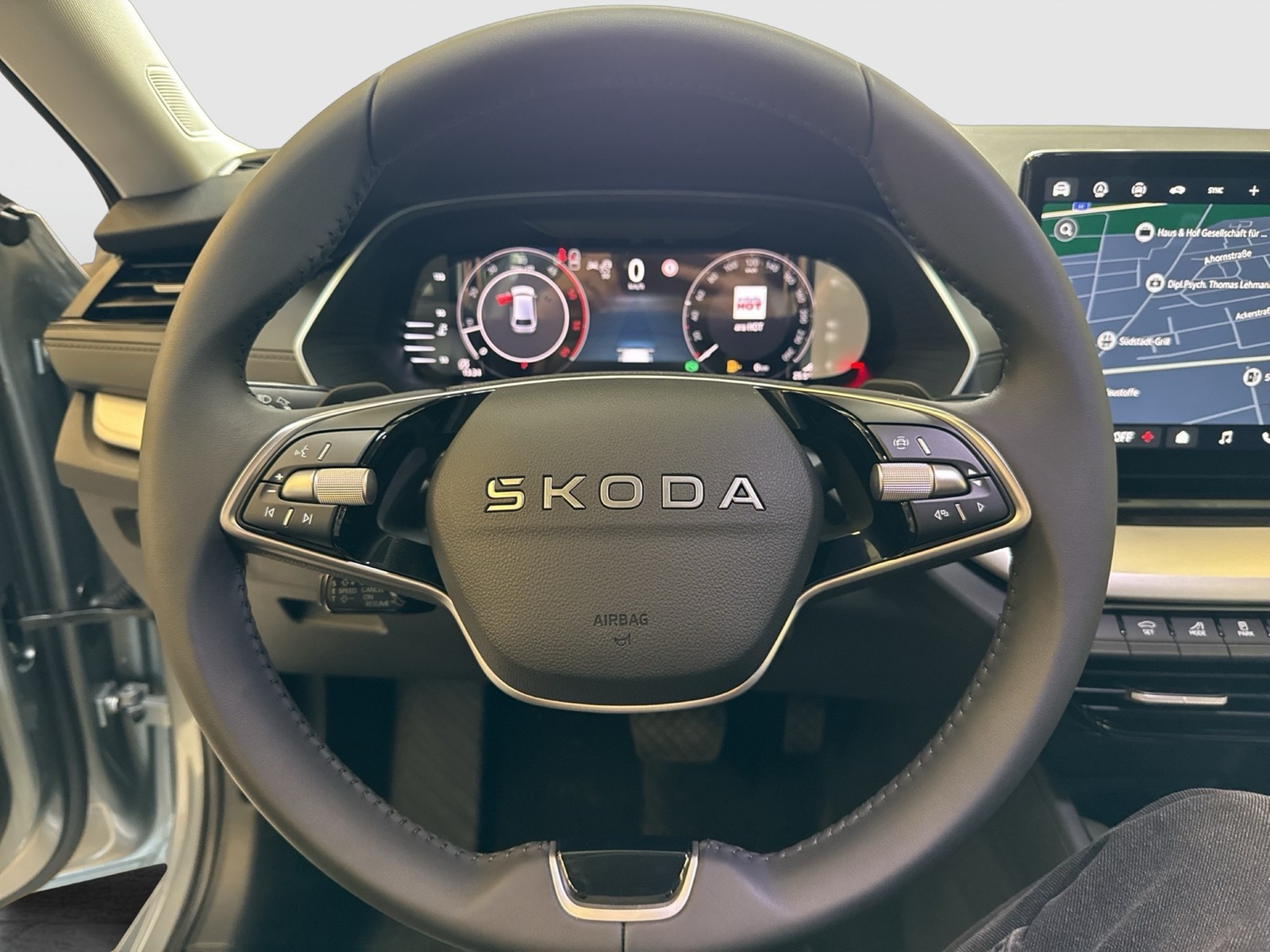 Skoda Octavia Combi 2.0 SELECTION AHK CAM ACC E-KLAPPE