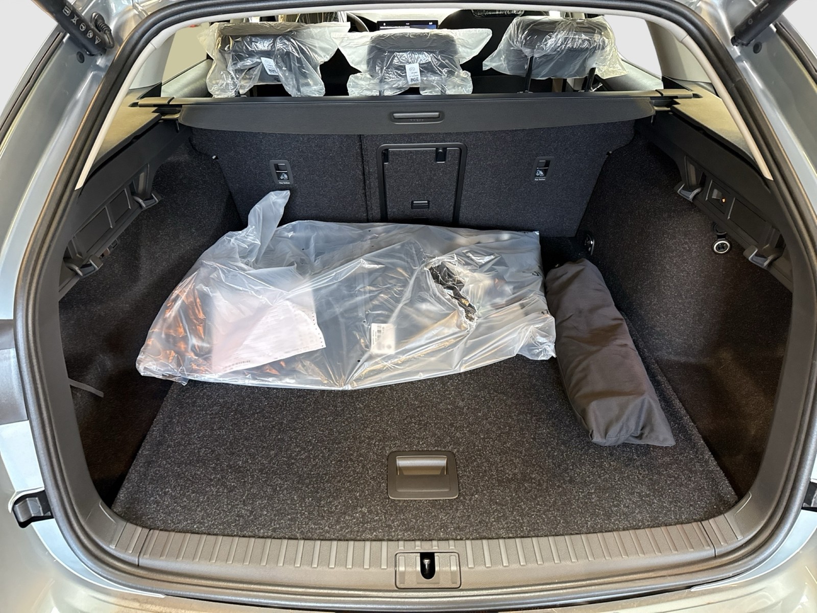 Skoda Octavia Combi 2.0 SELECTION AHK CAM ACC E-KLAPPE