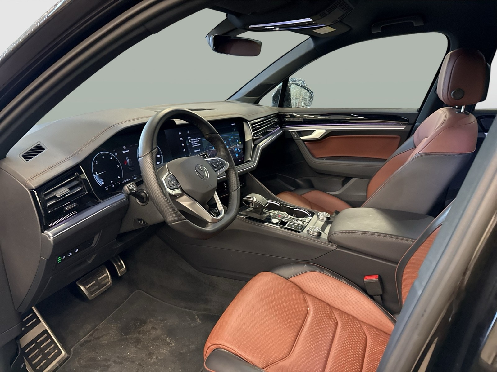 Volkswagen Touareg V6 R-LINE FINAL EDITION STANDHZ AHK LM22