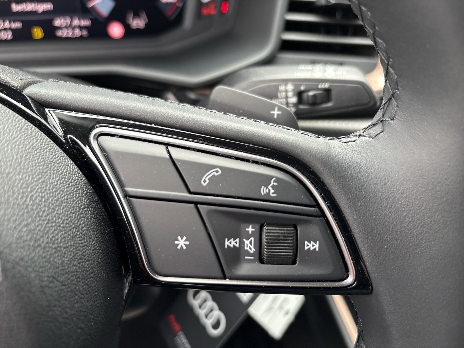 Audi A1 Sportback 40 S LINE ACC LM17 NAVI+ LED SITZHZ
