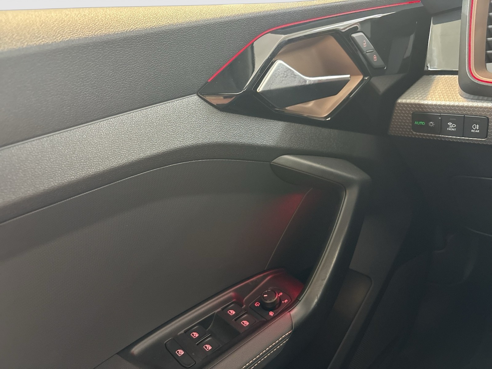 Audi A1 Sportback 40 S LINE ACC LM17 NAVI+ LED SITZHZ