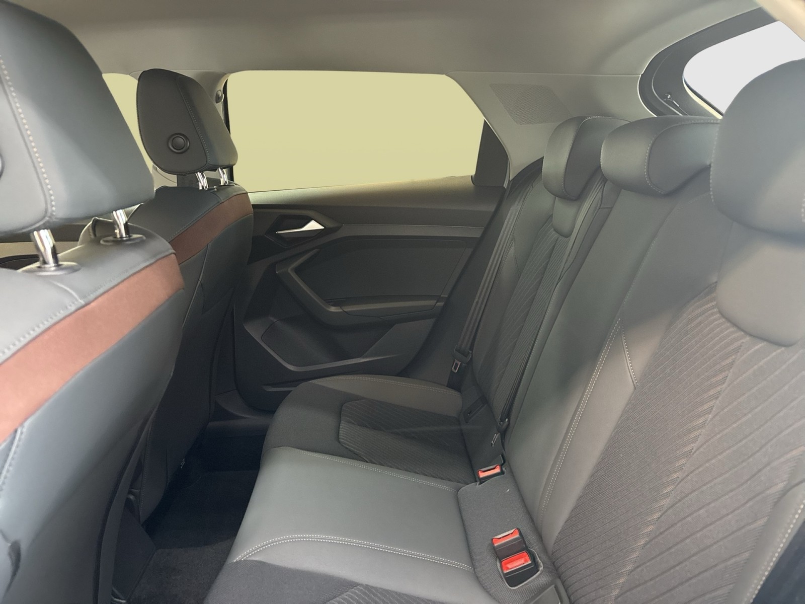 Audi A1 Sportback 40 S LINE ACC LM17 NAVI+ LED SITZHZ