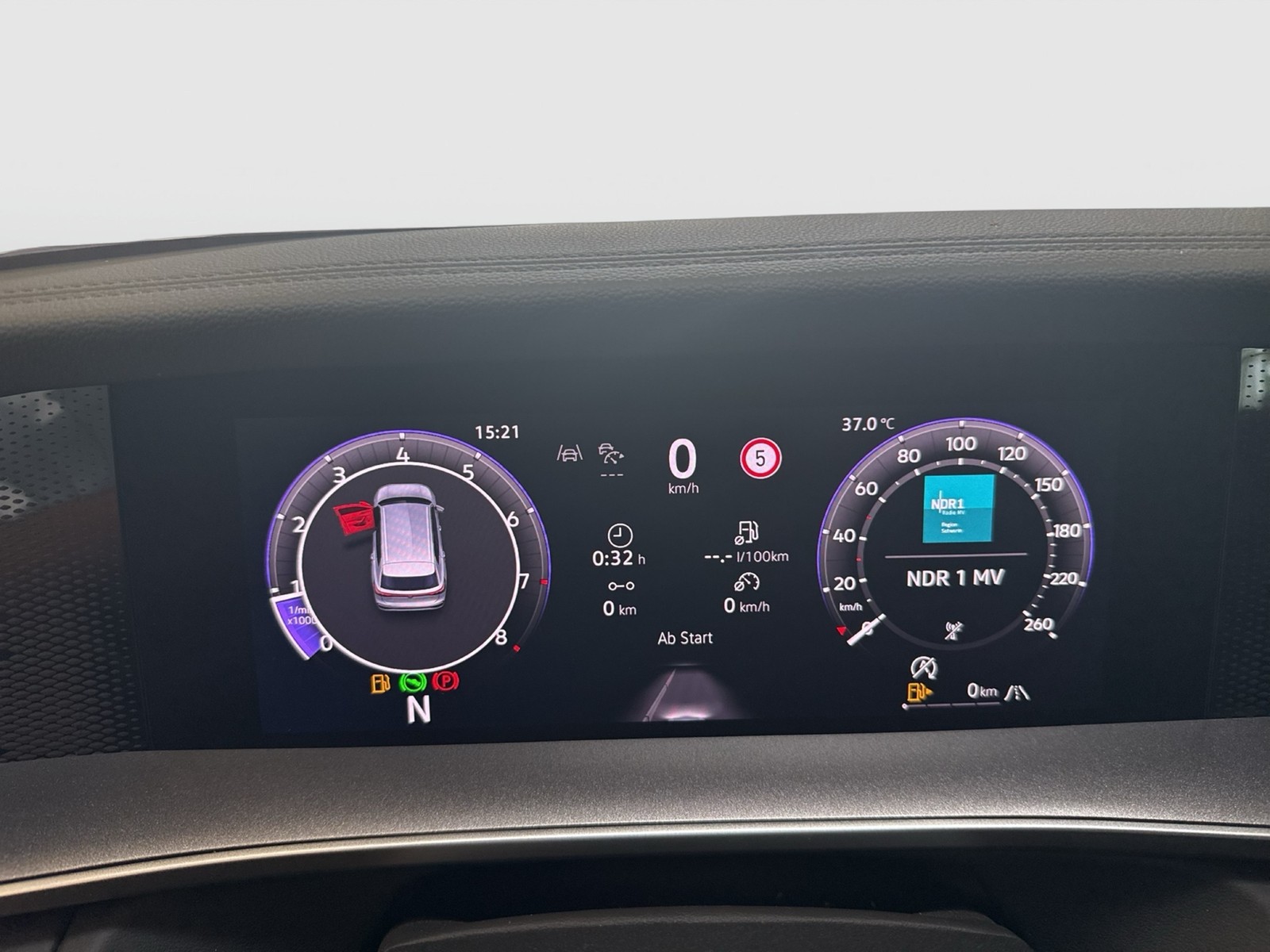 Volkswagen Tayron 2.0 LIFE 4X4 AHK CAM ACC LM18 HEADUP NAVI