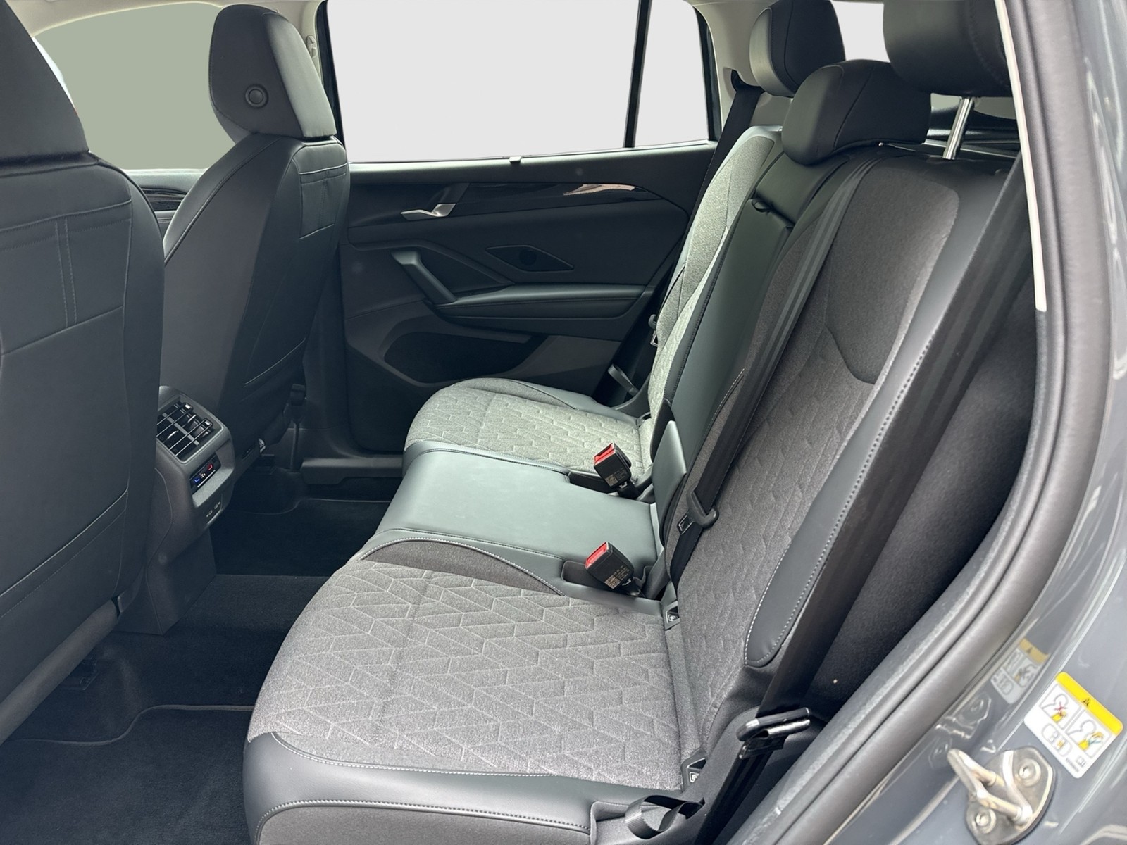 Volkswagen Tayron 1.5 HYBRID LIFE AHK 360CAM ACC HEADUP NAVI