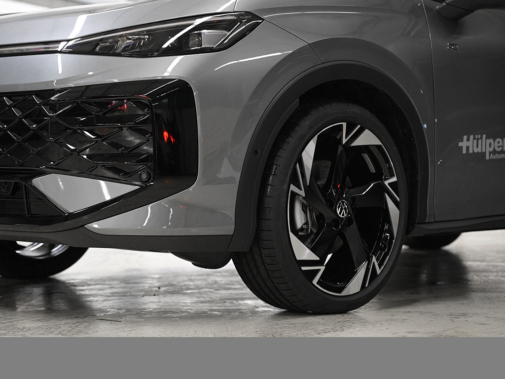 Volkswagen T-Roc 1.5 R-LINE DSG PANO AHK eKLAPPE NAVI LM20