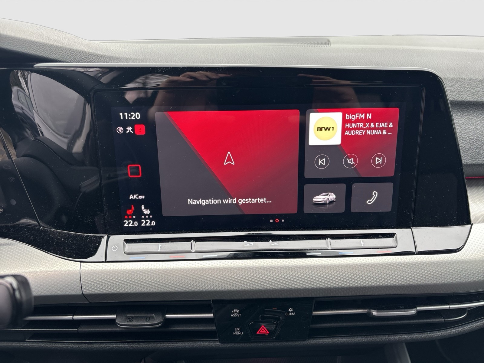 Volkswagen Golf VIII 1.0 eTSI MOVE CARPLAY ALU SITZHEIZUNG