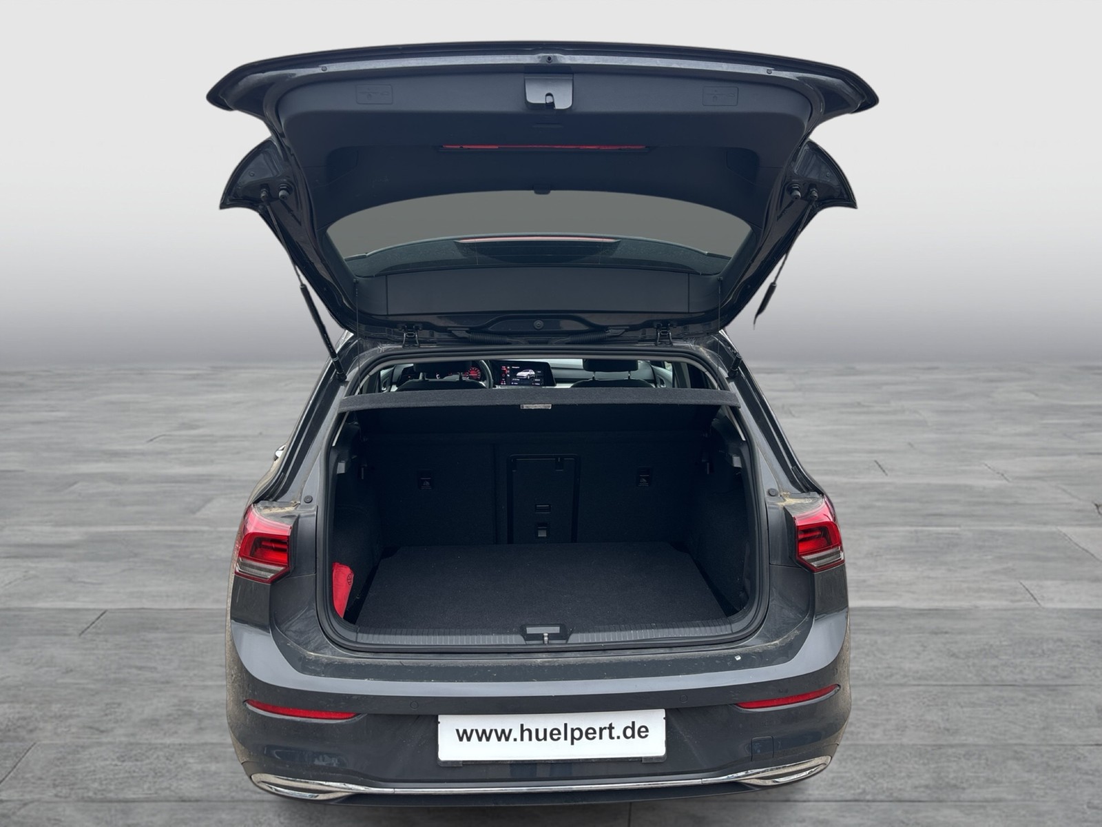 Volkswagen Golf VIII 1.0 eTSI MOVE CARPLAY ALU SITZHEIZUNG