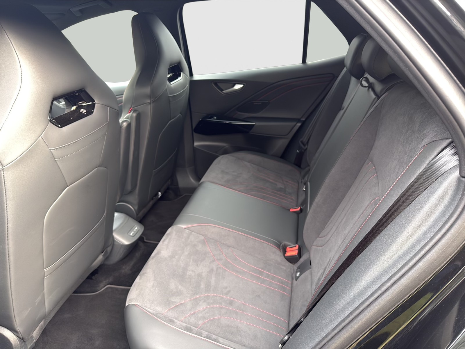 Volkswagen ID.3 GTX PERFORMANCE WÄRMEPUMPE PANO 360CAM LM20