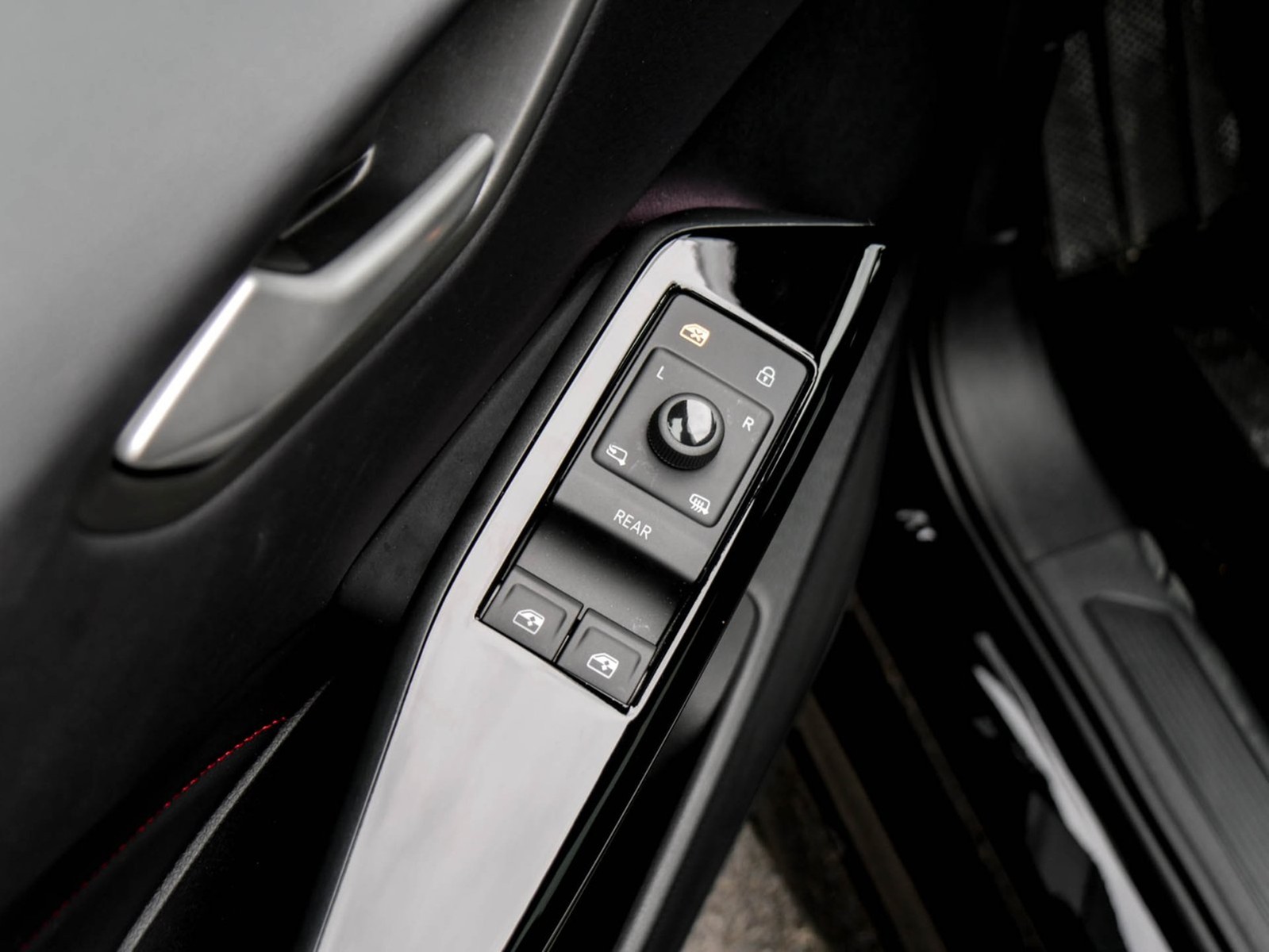 Volkswagen ID.3 GTX PERFORMANCE WÄRMEPUMPE PANO ACC LM20