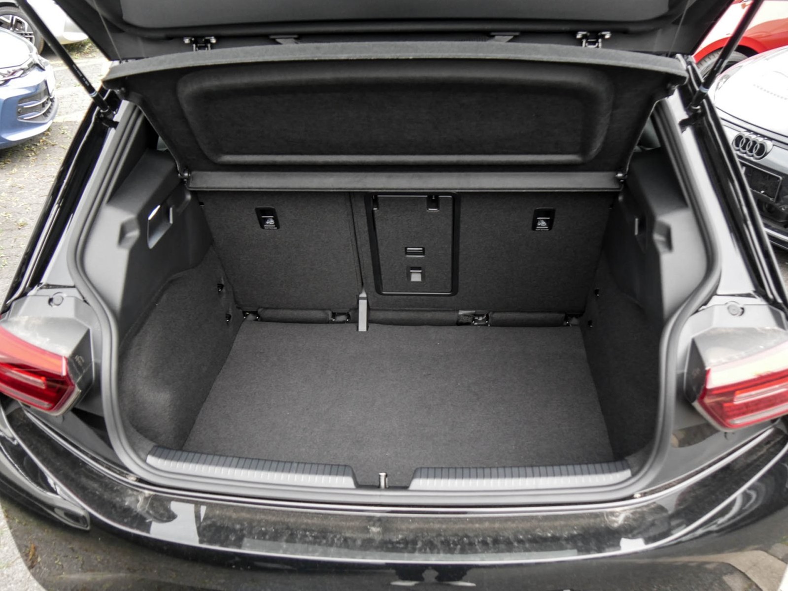 Volkswagen ID.3 GTX PERFORMANCE WÄRMEPUMPE PANO ACC LM20