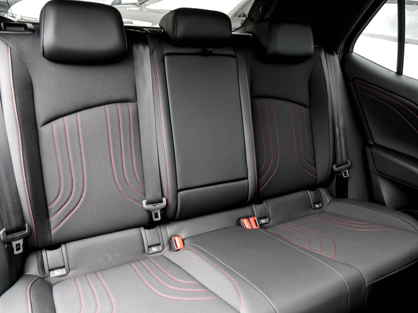 Volkswagen ID.3 GTX PERFORMANCE WÄRMEPUMPE PANO ACC LM20