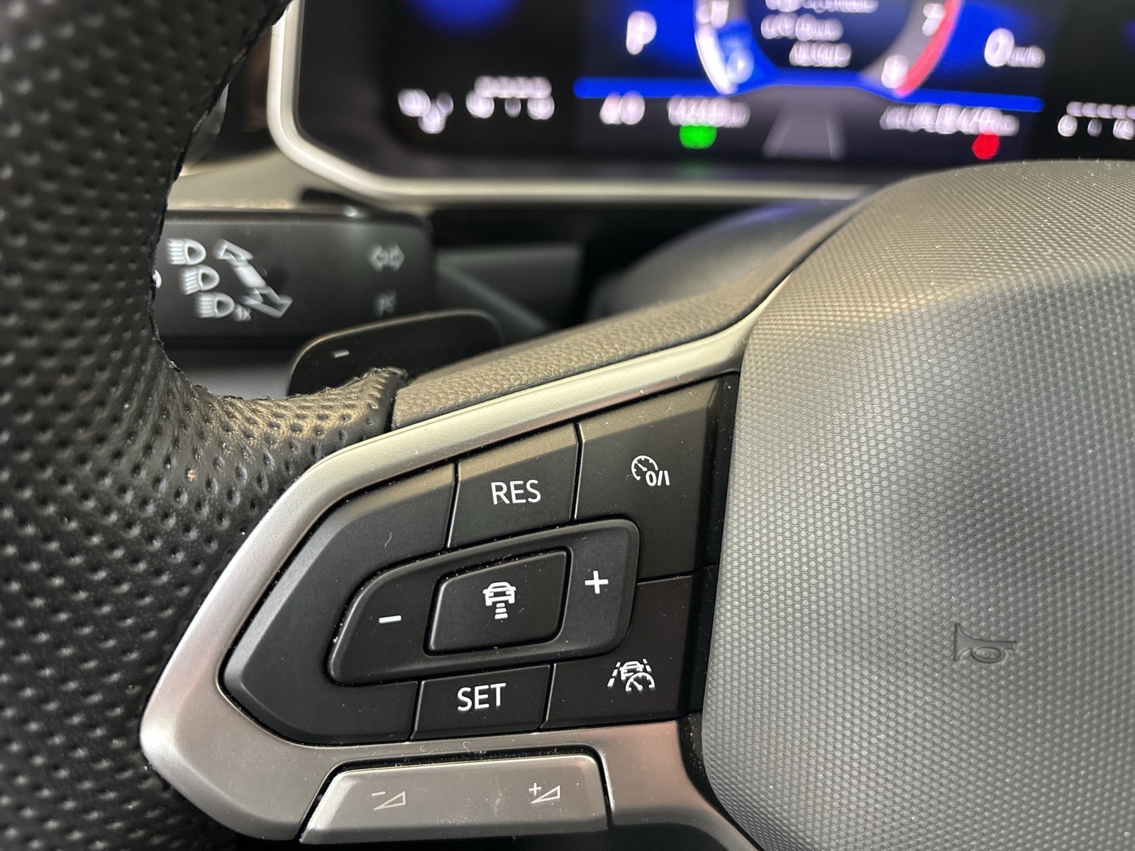 Volkswagen T-Roc Cabriolet 1.5 R-LINE AHK ACC LM17 LED+ NAVI