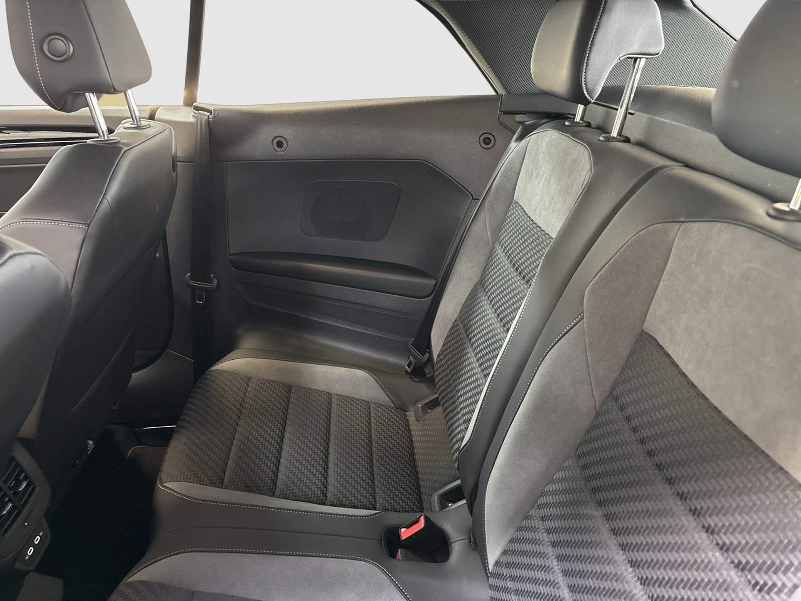 Volkswagen T-Roc Cabriolet 1.5 R-LINE AHK ACC LM17 LED+ NAVI