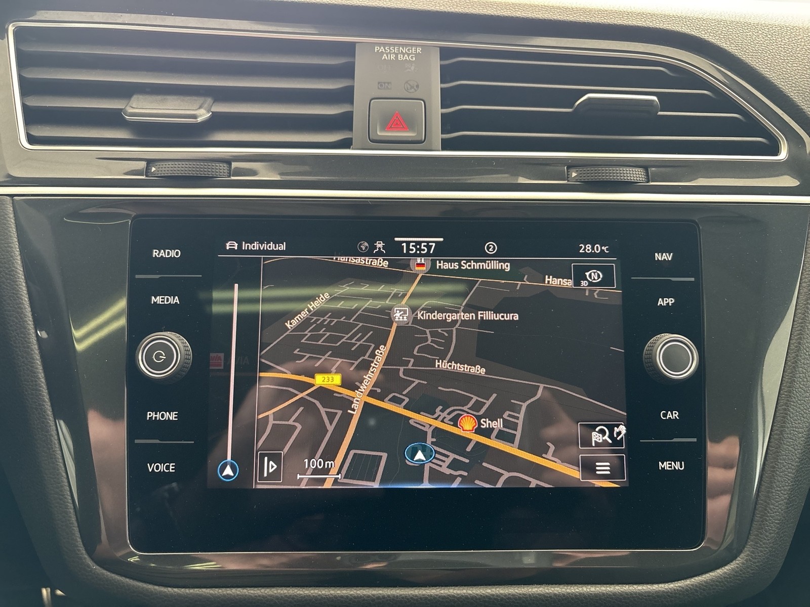 Volkswagen Tiguan Allspace 2.0 MOVE 4X4 PANO AHK CAM LM19