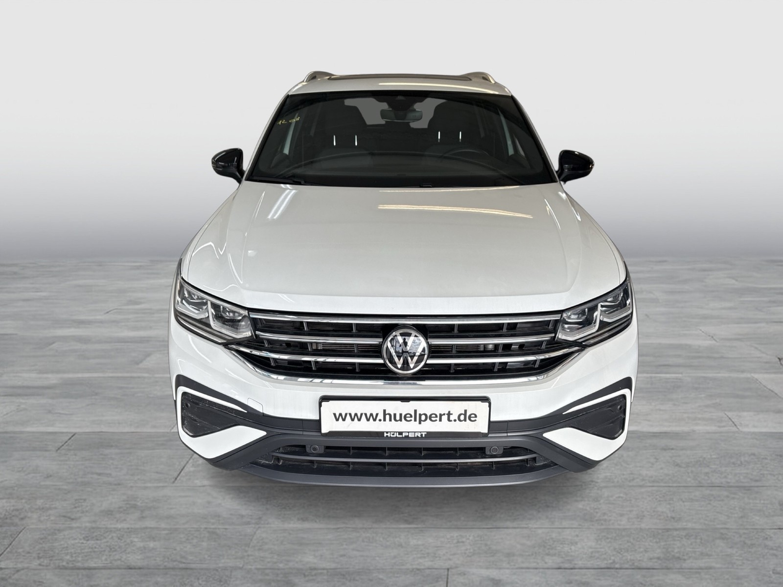 Volkswagen Tiguan Allspace 2.0 MOVE 4X4 PANO AHK CAM LM19