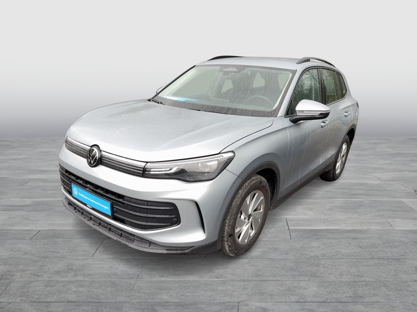 Volkswagen Tiguan 1.5 eTSI NEUES MODELL AHK CAM NAVI LM17