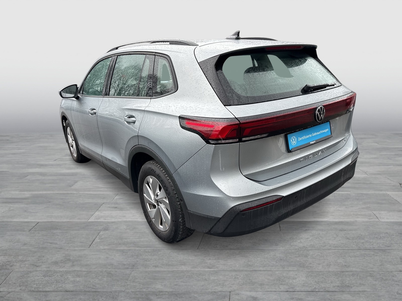 Volkswagen Tiguan 1.5 eTSI NEUES MODELL AHK CAM NAVI LM17