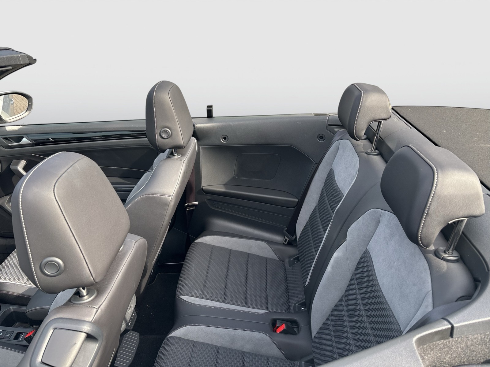 Volkswagen T-Roc Cabriolet 1.5 R-LINE AHK ACC LM17 LED+ NAVI