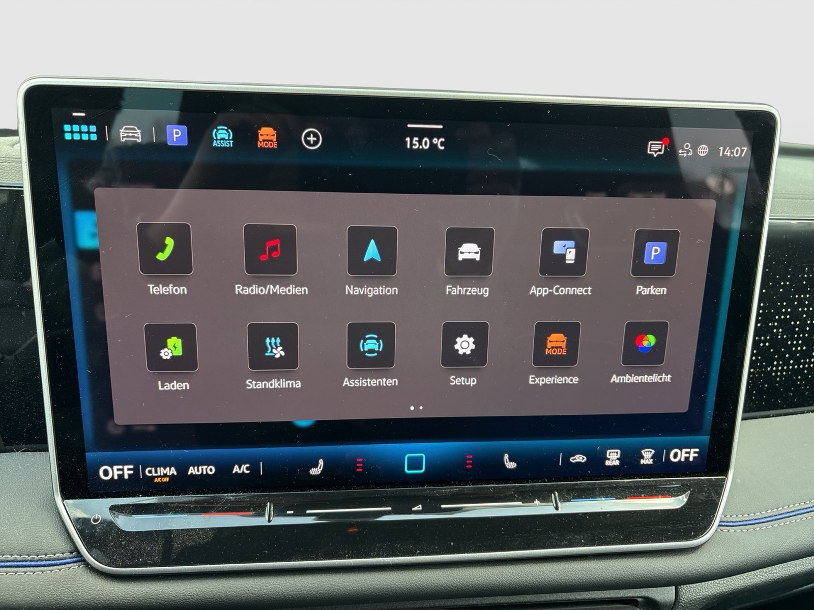 Volkswagen Tiguan 1.5 HYBRID R-LINE BLACK STYLE AHK 360°CAM