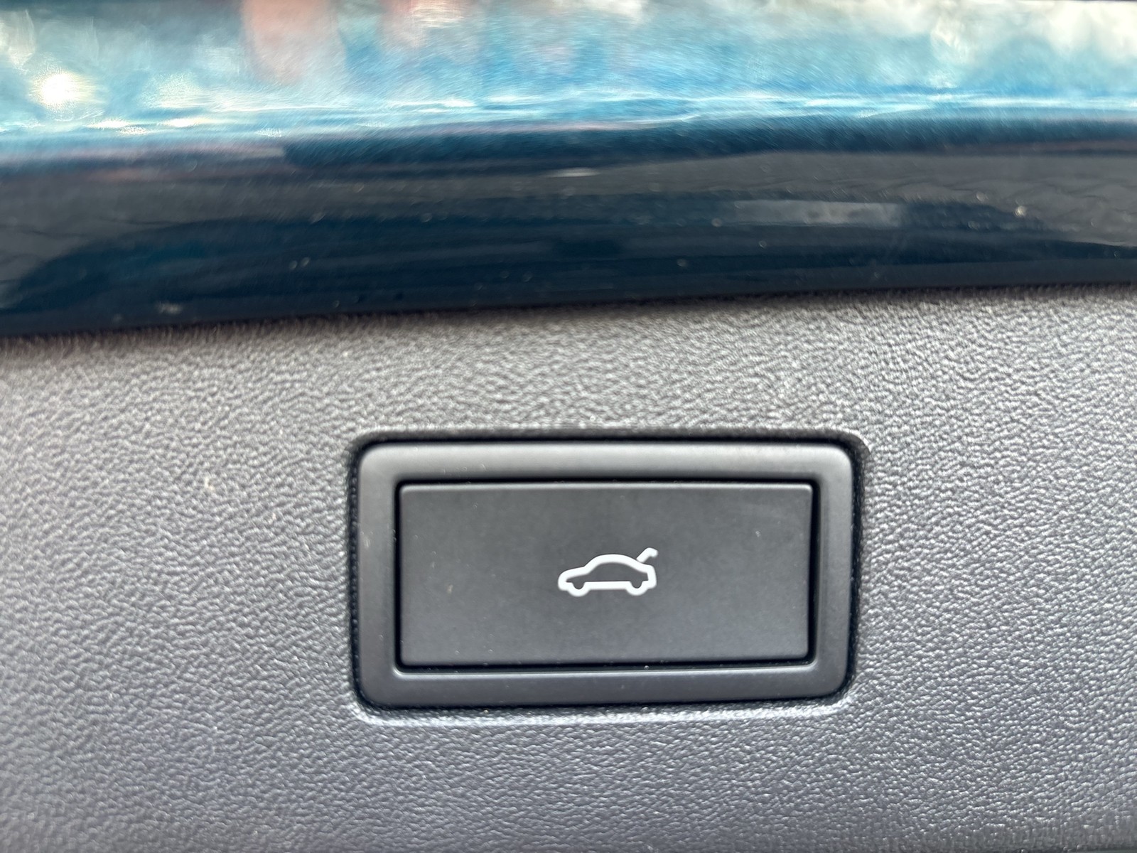 Volkswagen Tiguan 1.5 HYBRID R-LINE BLACK STYLE AHK 360°CAM