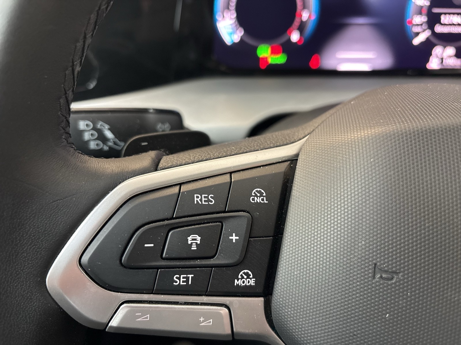 Volkswagen Golf Variant VIII 1.5 eTSI LIFE STANDHZ ACC NAVI