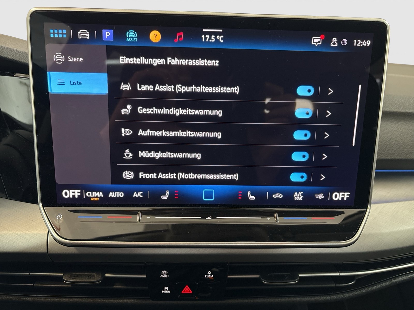 Volkswagen Golf Variant VIII 1.5 eTSI LIFE FACELIFT ACC NAVI