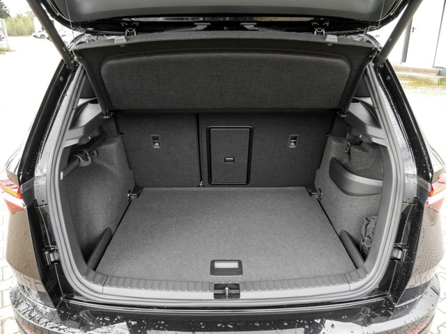 Skoda Karoq 2.0 SPORTLINE 4X4 LEDER PANO AHK 360°CAM