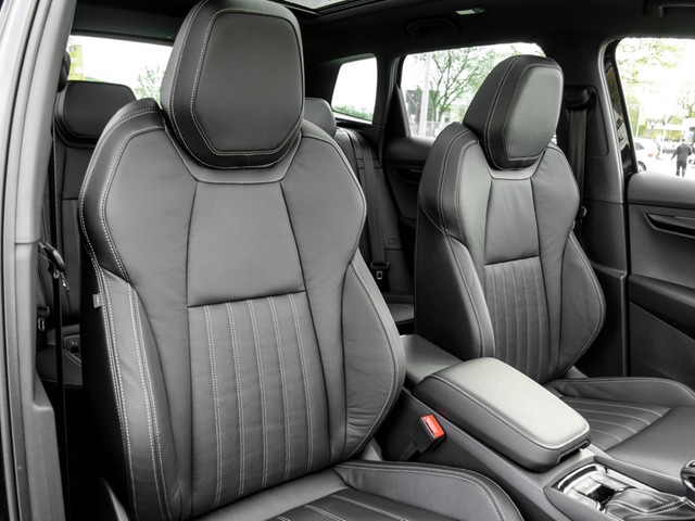 Skoda Karoq 2.0 SPORTLINE 4X4 LEDER PANO AHK 360°CAM
