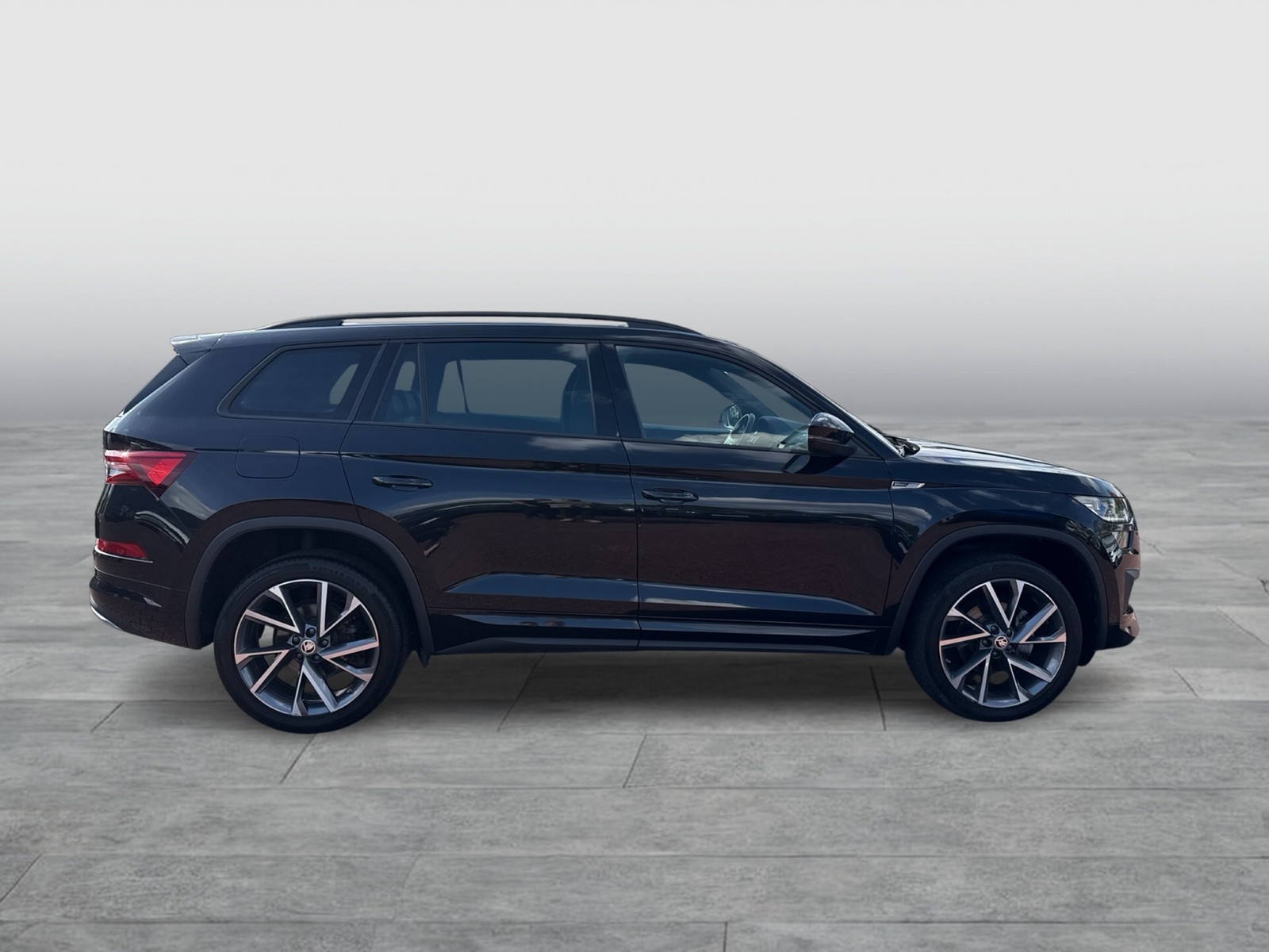 Skoda Kodiaq 2.0 SPORTLINE LM20 MATRIX CARPLAY SITZHZ.