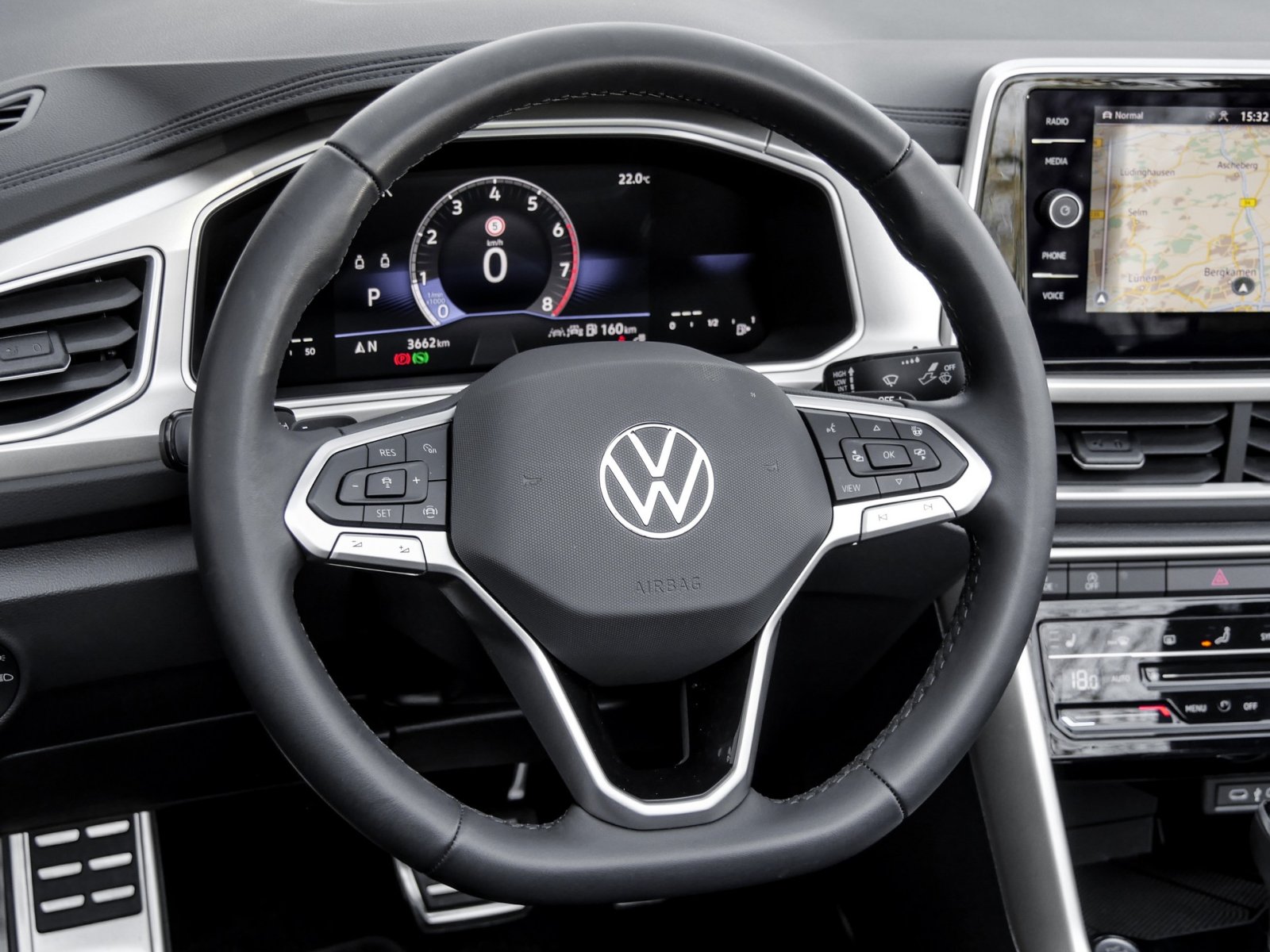 Volkswagen T-Roc Cabrio 1.5 MOVE KAMERA NAVI SITZHEIZUNG