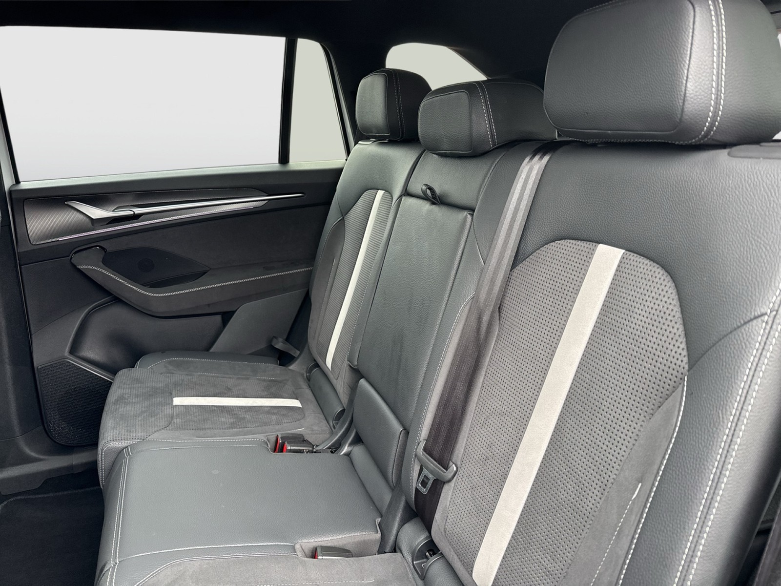 Skoda Kodiaq 2.0 SPORTLINE 4X4 7SITZE CAM LM20 HEAD-UP