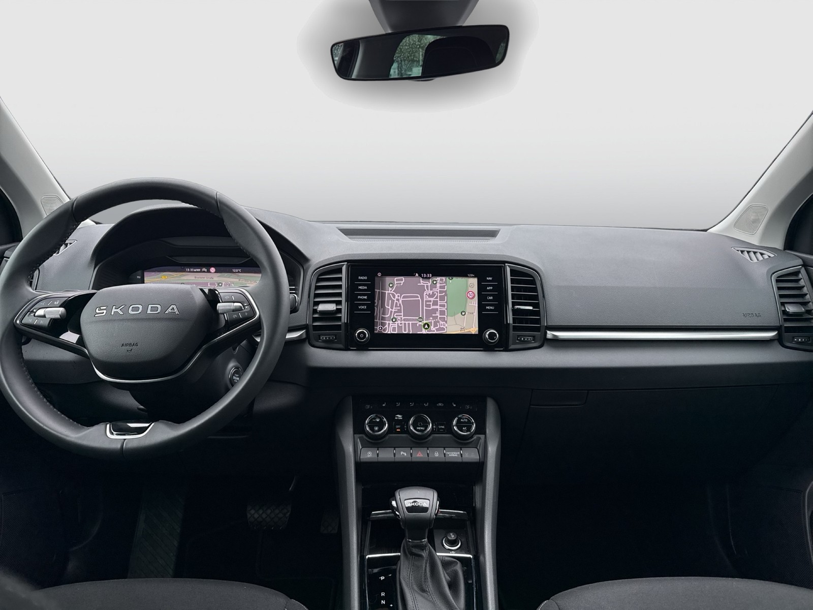 Skoda Karoq 2.0 TOUR AHK CAM MATRIX NAVI LM17 CARPLAY