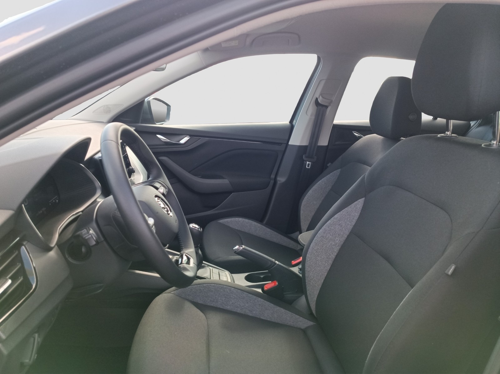 Skoda Scala 1.0TSI Essence PDC TEMPOMAT SITZHEIZUNG SMARTLINK