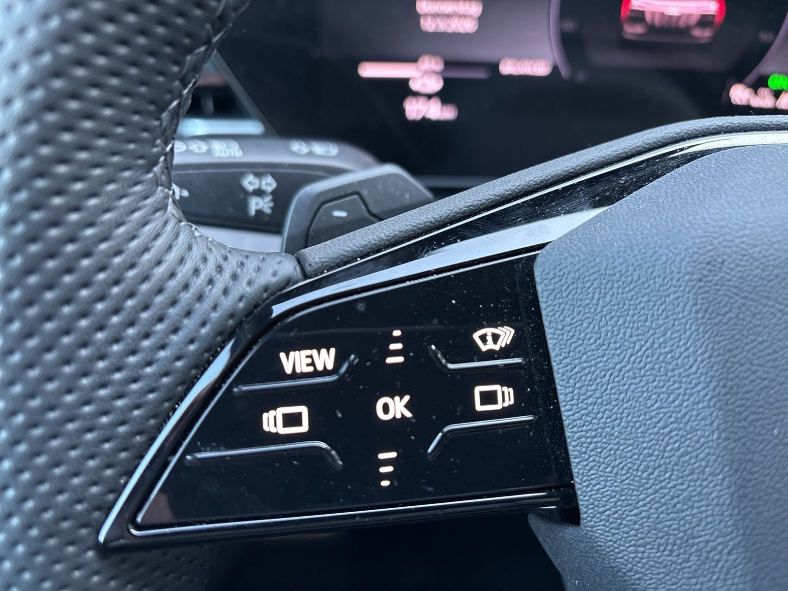 Audi Q6 e-tron quattro S LINE PANO B&O AHK 360CAM ACC