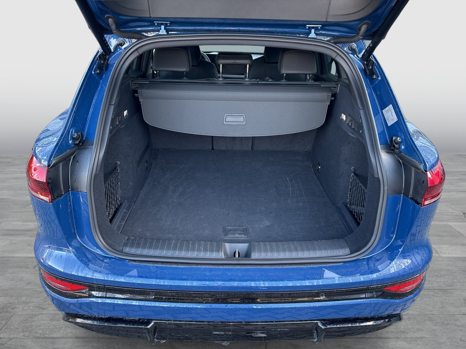 Audi Q6 e-tron quattro S LINE PANO B&O AHK 360CAM ACC