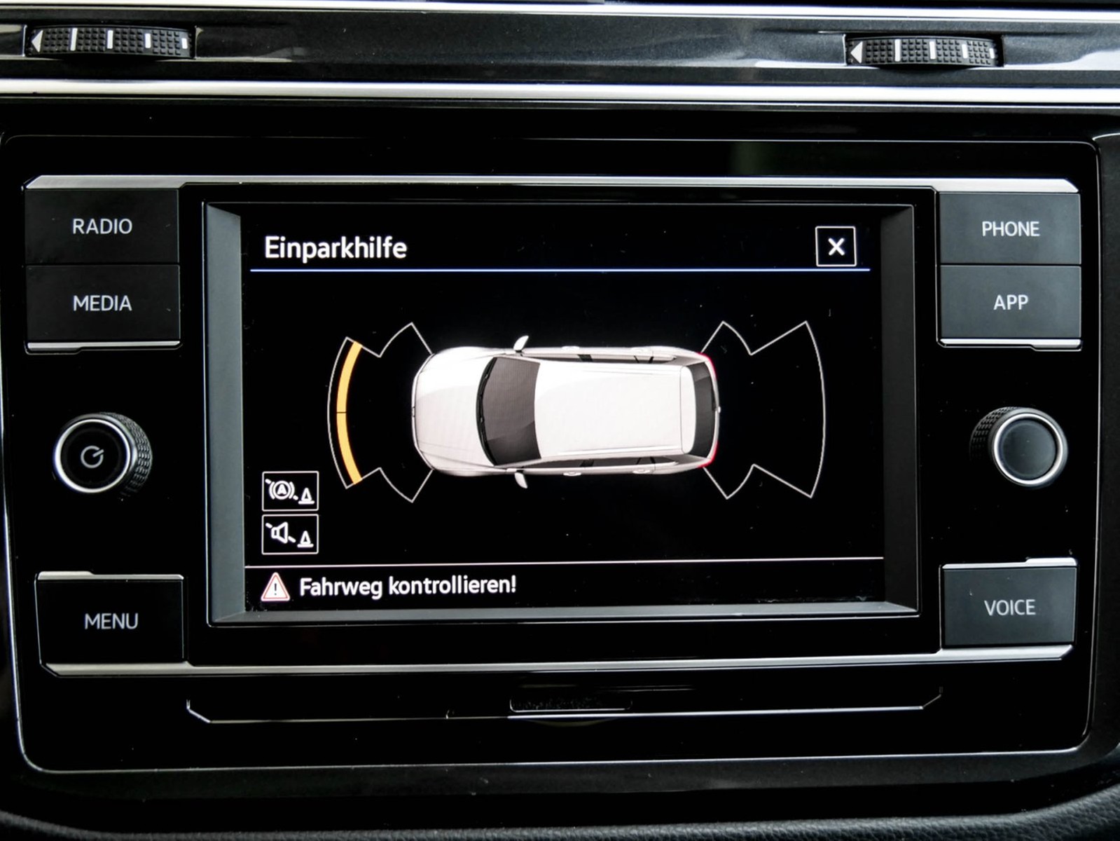 Volkswagen Tiguan 1.5 SITZHEIZUNG TEMPOMAT EINPARKHILFE USB