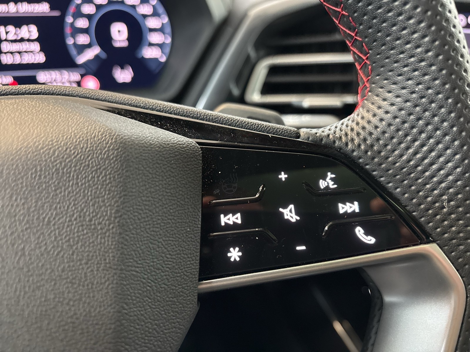 Audi Q4 e-tron Sportback 55 quattro S LINE PANO SONOS