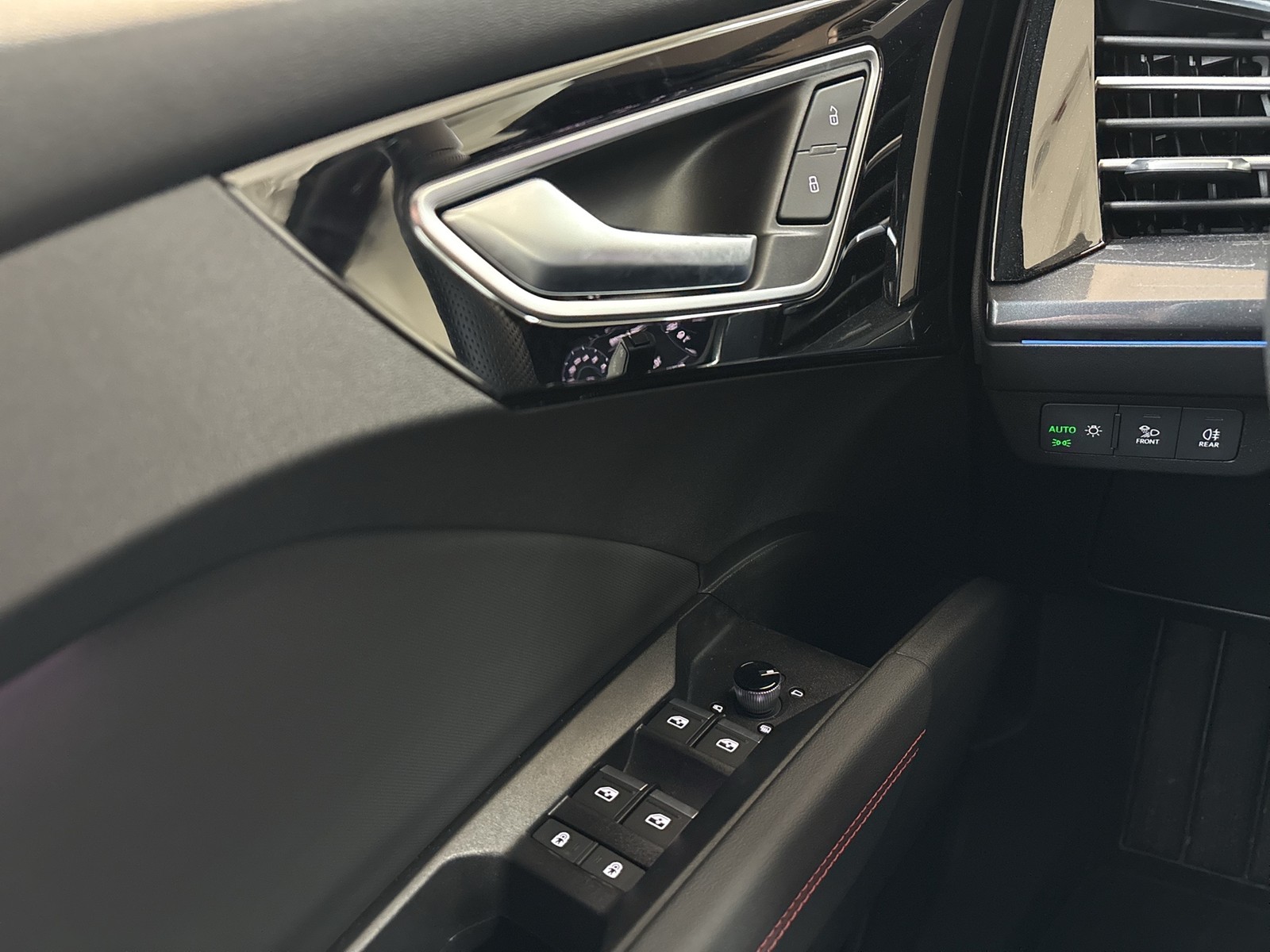 Audi Q4 e-tron Sportback 55 quattro S LINE PANO SONOS