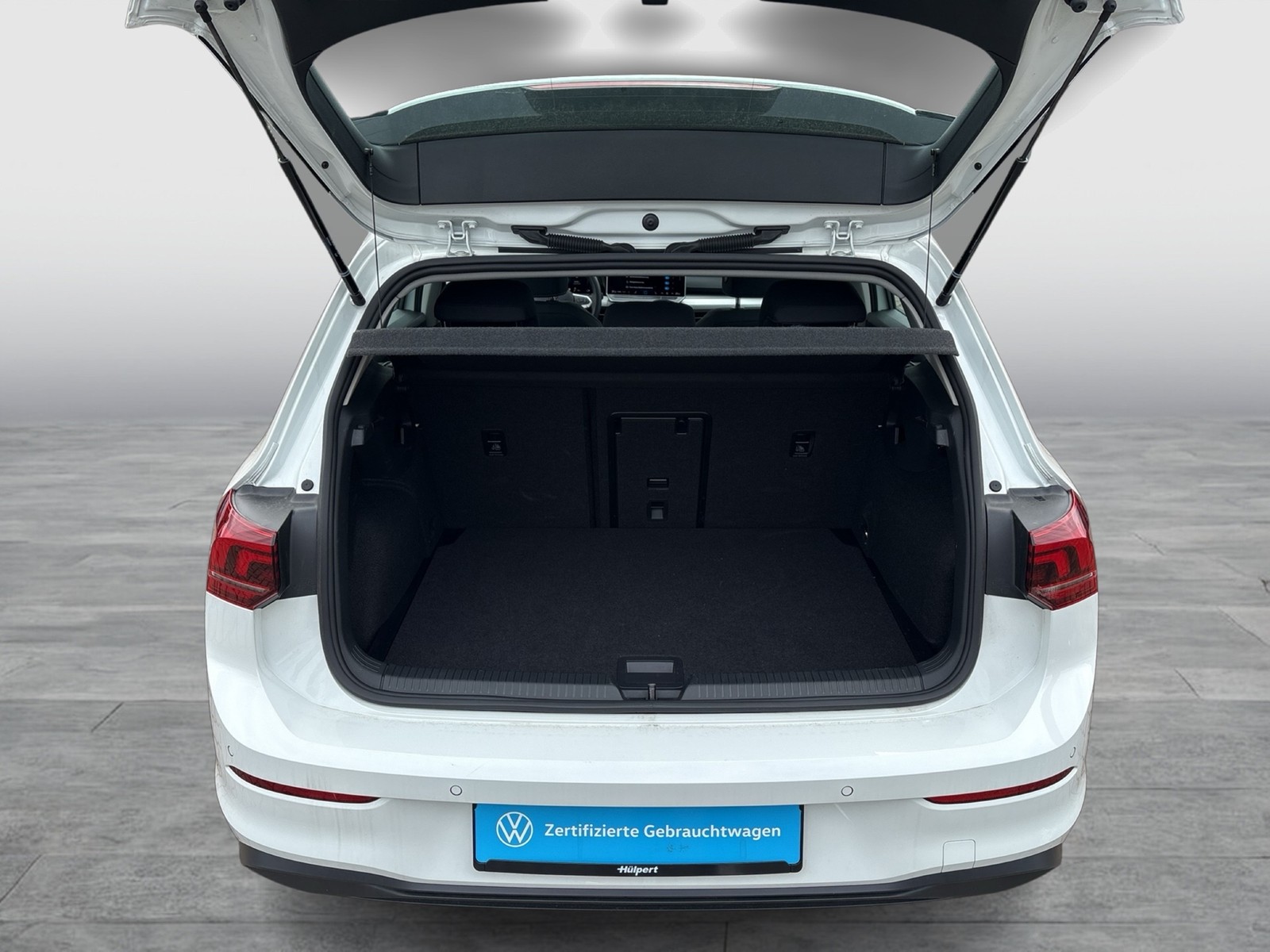 Volkswagen Golf VIII 1.5 LIFE CAM ACC NAVI CARPLAY SITZHEIZ
