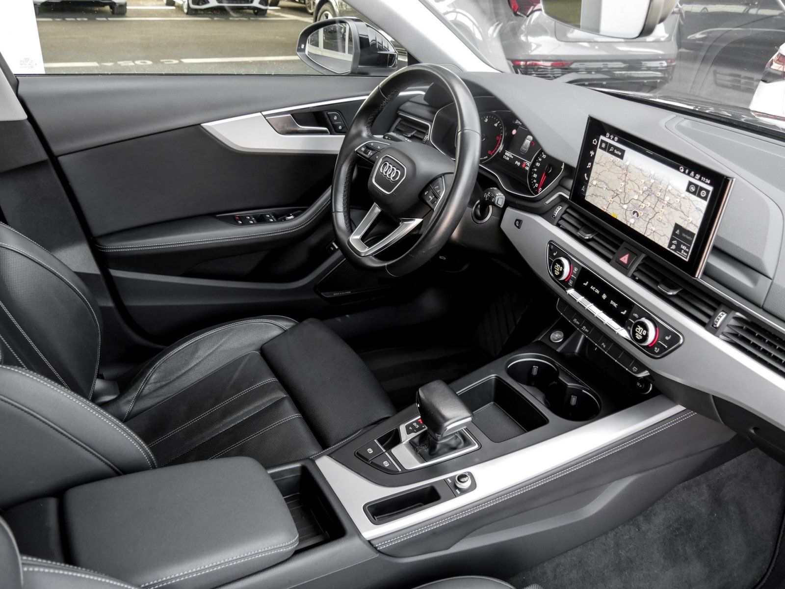 Audi A4 Avant 35 advanced PANO B&O CAM eKLAPPE NAVI+