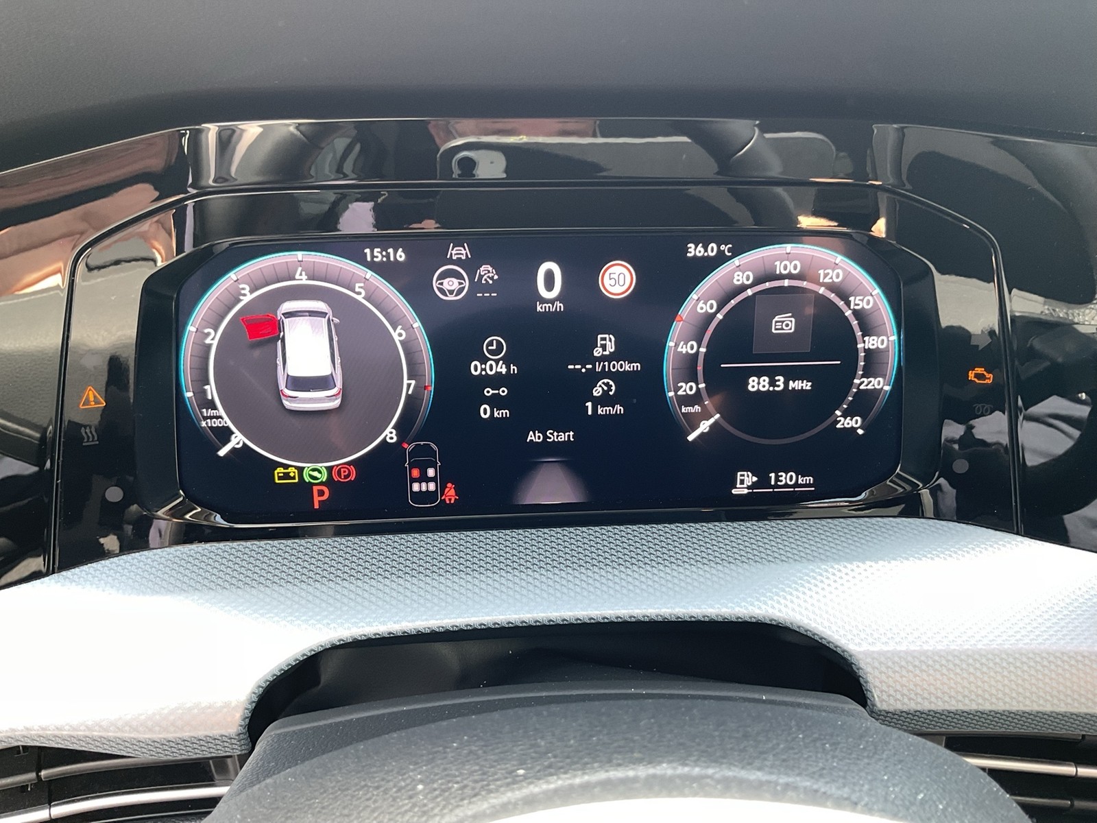 Volkswagen Golf Variant VIII 1.5 eTSI GOAL CAM ACC CARPLAY