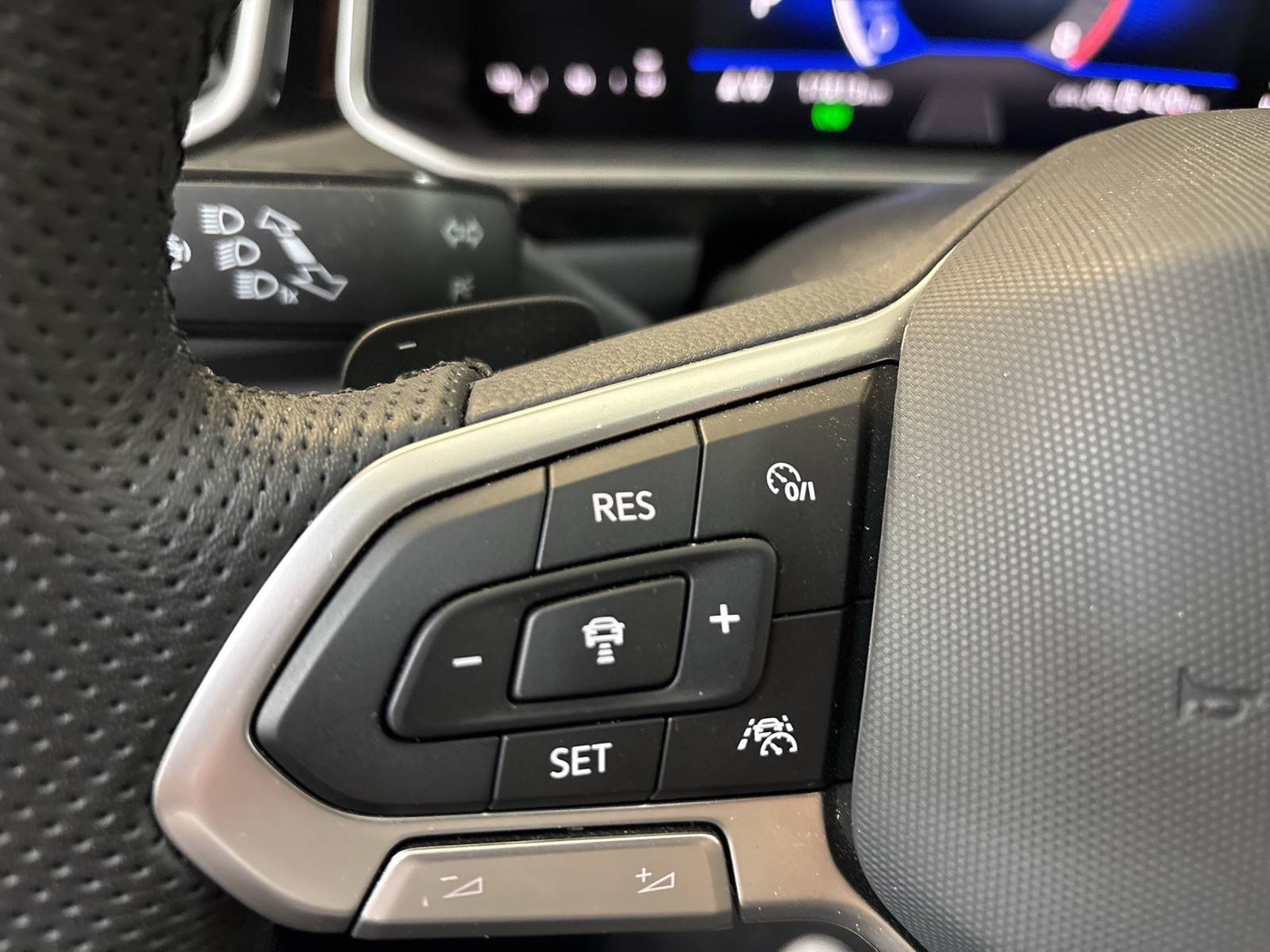 Volkswagen T-Roc Cabriolet 1.5 R-LINE AHK ACC LM17 LED+ NAVI