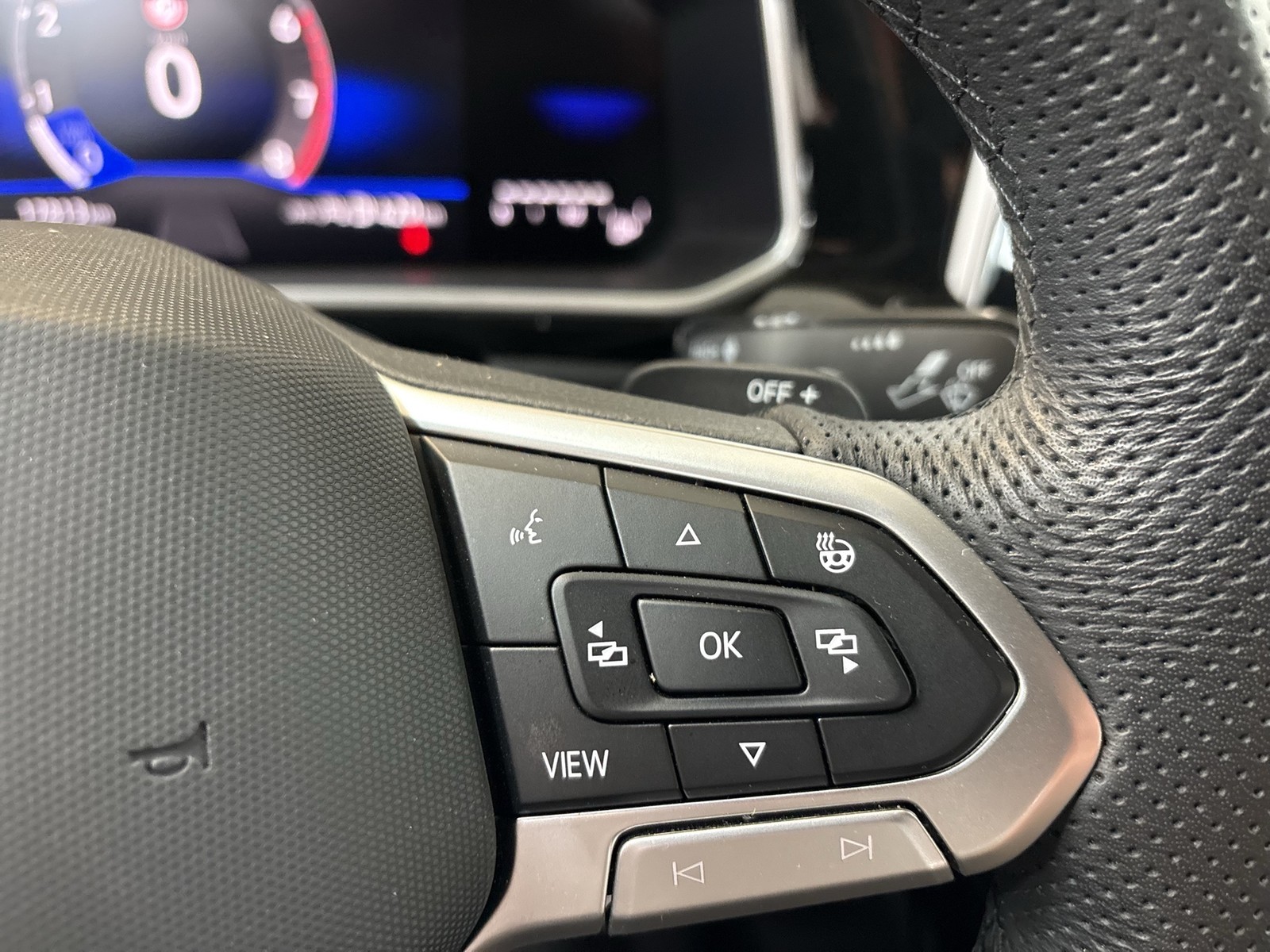 Volkswagen T-Roc Cabriolet 1.5 R-LINE AHK ACC LM17 LED+ NAVI