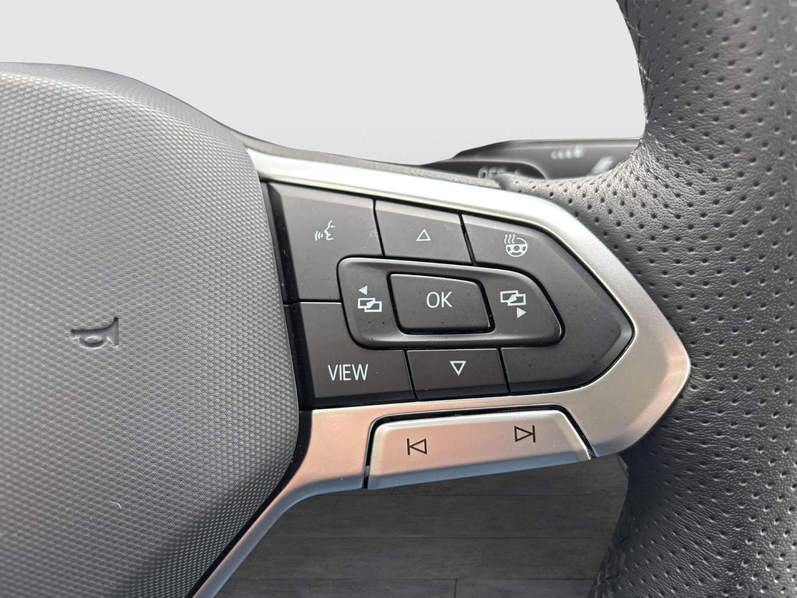 Volkswagen T-Roc Cabriolet 1.5 R-LINE AHK ACC LM17 LED+ NAVI