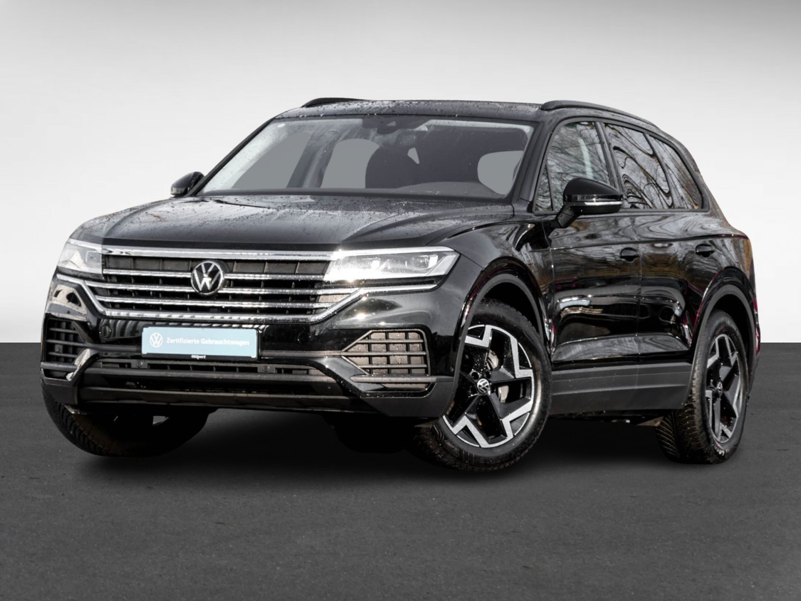 Volkswagen Touareg V6 NEUESMODELL AHK CAM ACC LM19 E-KLAPPE
