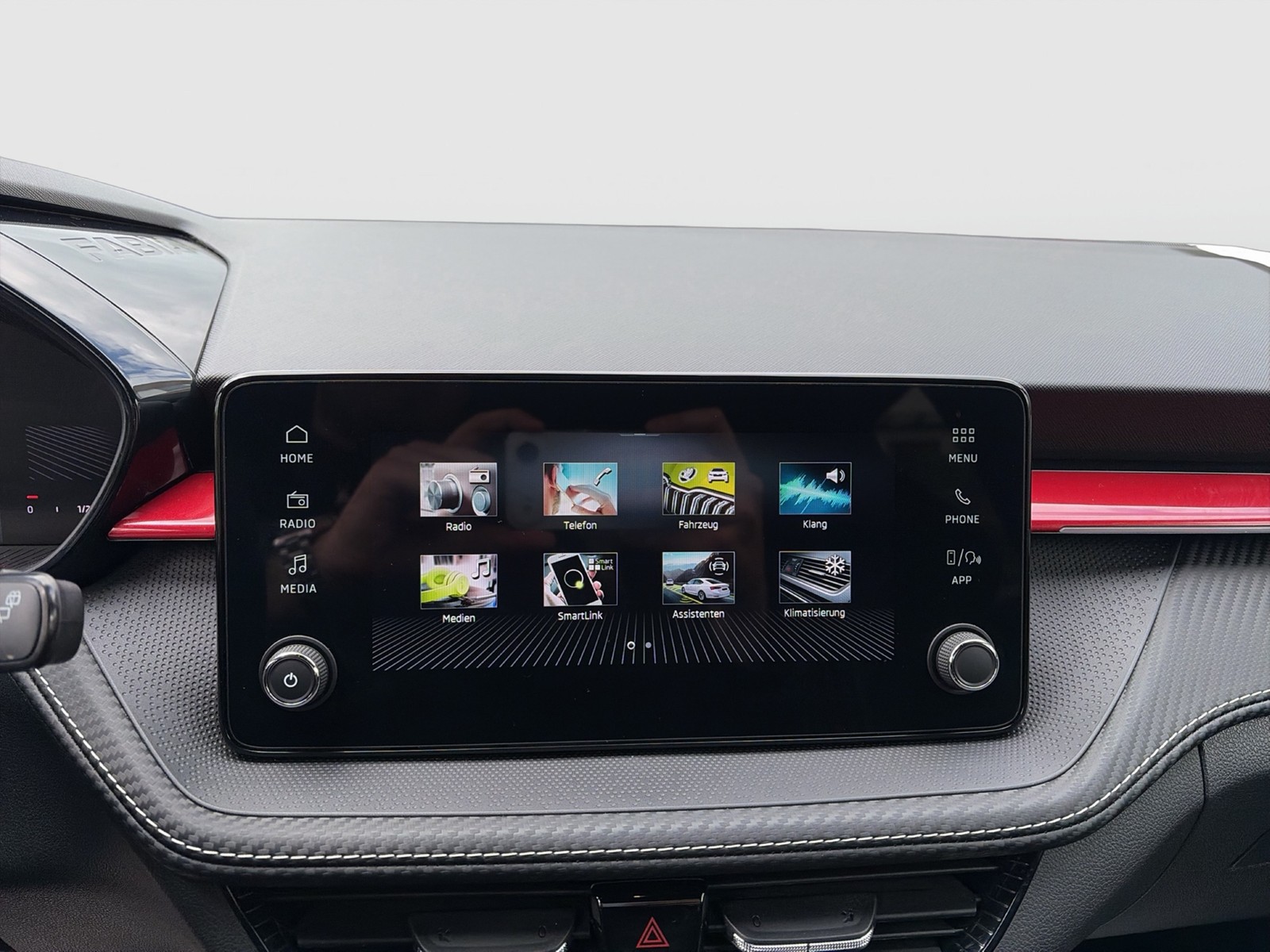 Skoda Fabia 1.0 MONTE CARLO CAM CARPLAY ALU SITZHEIZ.