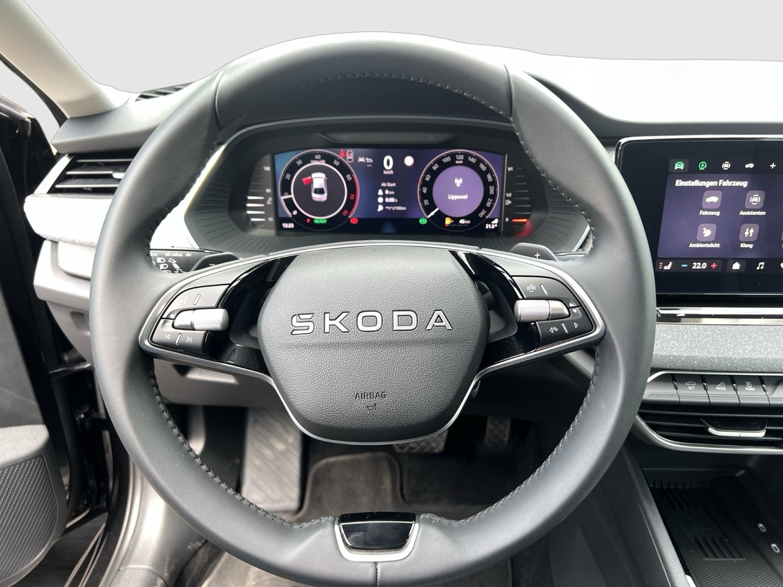 Skoda Octavia 1.5 e-TEC SELECTION EKLAPPE CARPLAY LM17