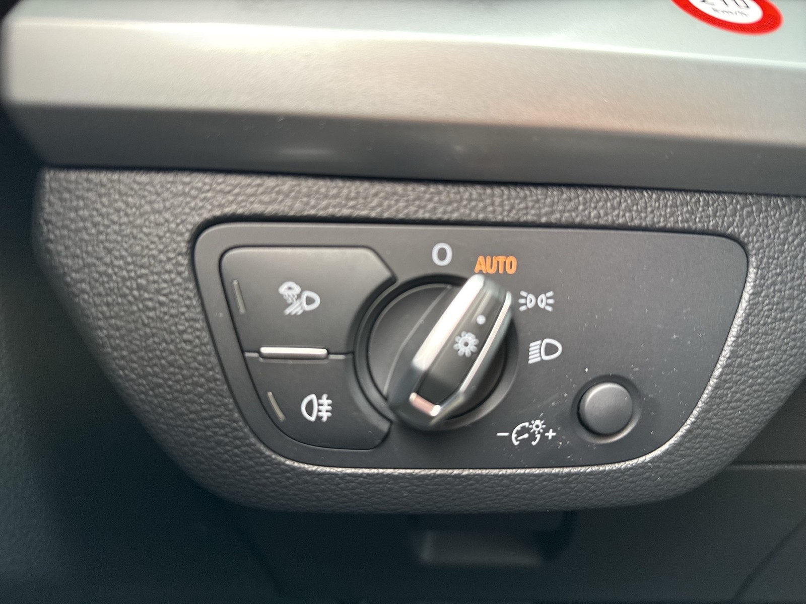 Audi Q5 40 quattro advanced AHK 360CAM ACC LM18 NAVI+