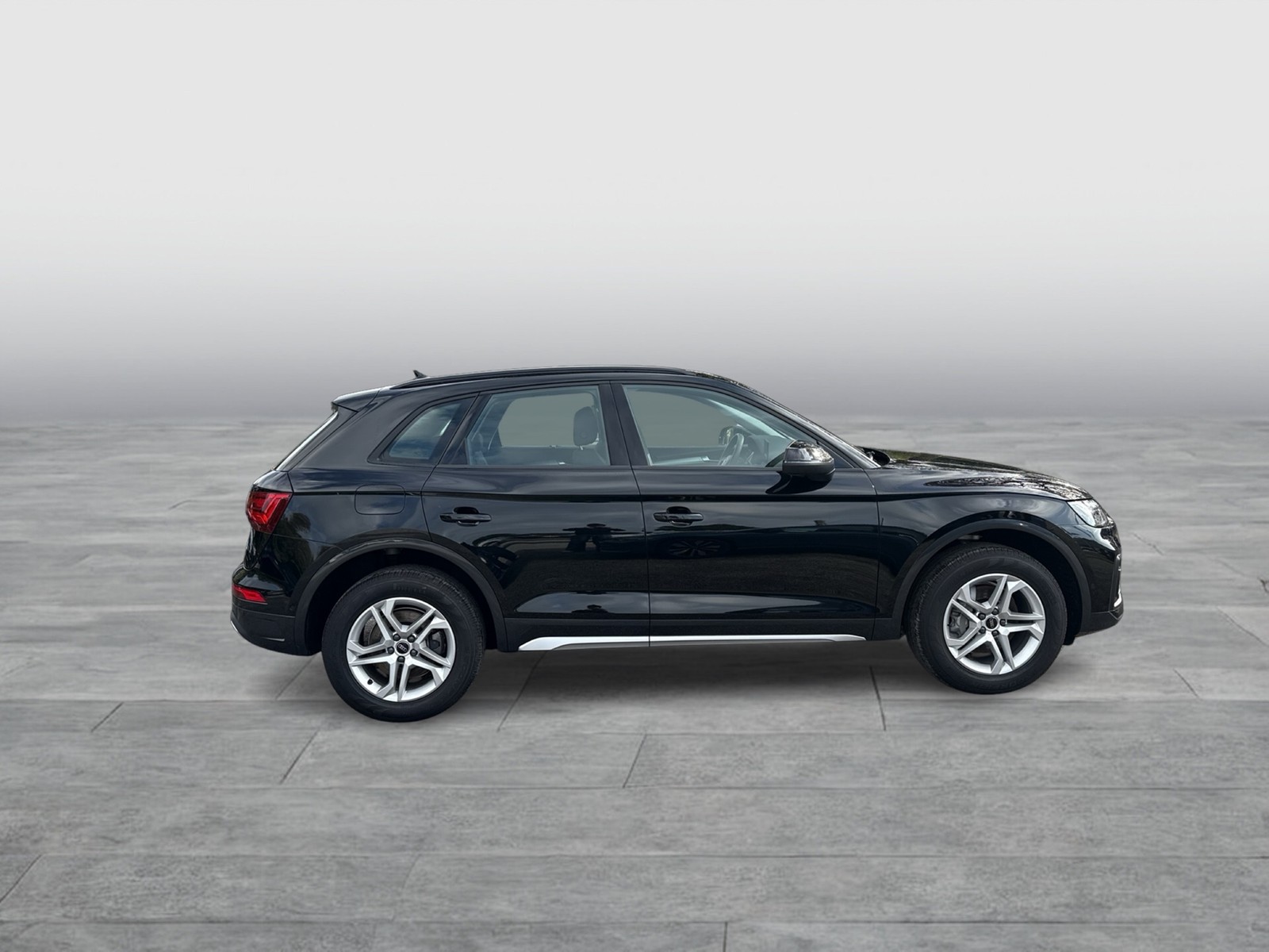 Audi Q5 40 quattro advanced AHK 360CAM ACC LM18 NAVI+